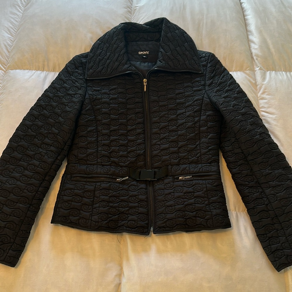 DKNY black quilted jacket/lightweight coat sz XS